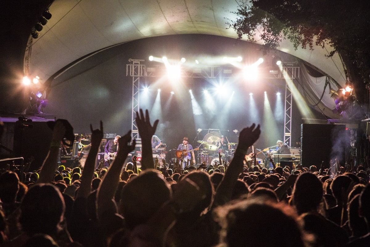 15 BEST OUTDOOR VENUES IN THE USA