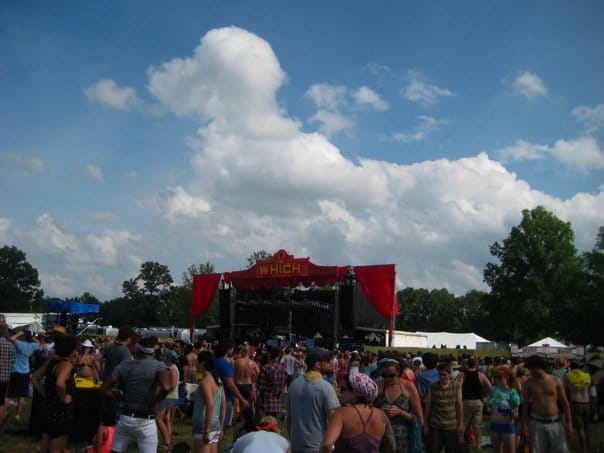 A dog-like cloud wafts over the Which Stage.