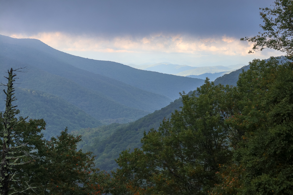ST PRESENTS: Sonic Highways – The Series: Blue Ridge Parkway (Episodes 1-5)